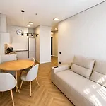 45 Pearl 1-bedrooms Sea View