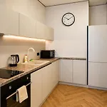 45 Pearl 1-bedrooms Sea View アパート